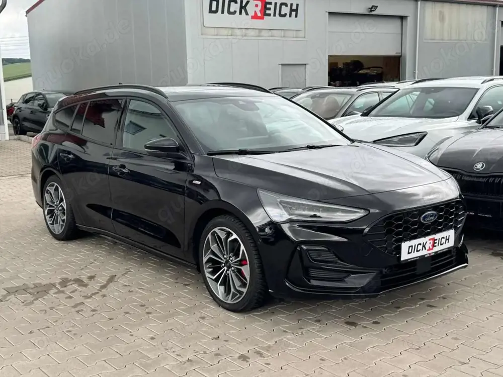 Ford Focus ST-Line X PANO*MATRIX*BO*ACC*KAM*APP*LHZ