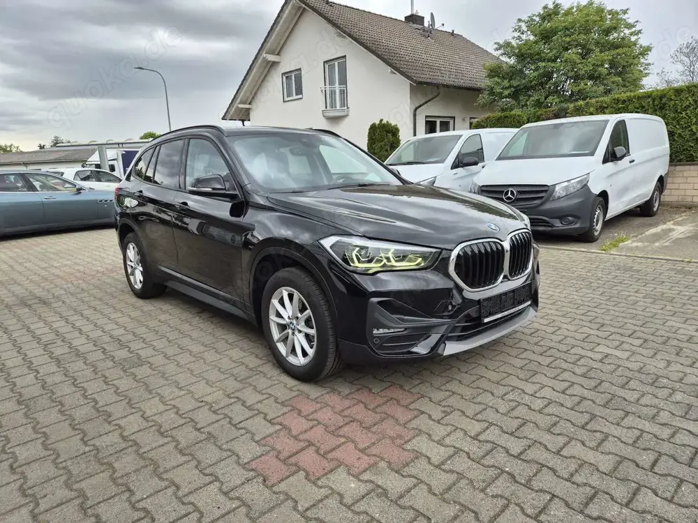 BMW X1 sDrive 18 i Advantage Automatic,Navi