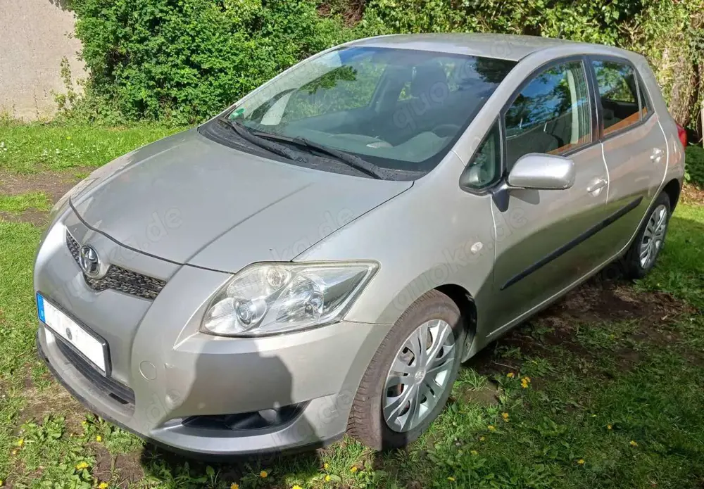 Toyota Auris Auris 1.6 VVT-iLuna