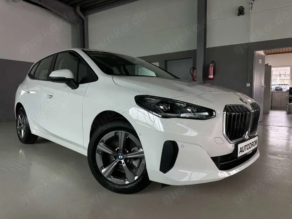 BMW 220 Widescreen/AHK/Drive Ass. Plus