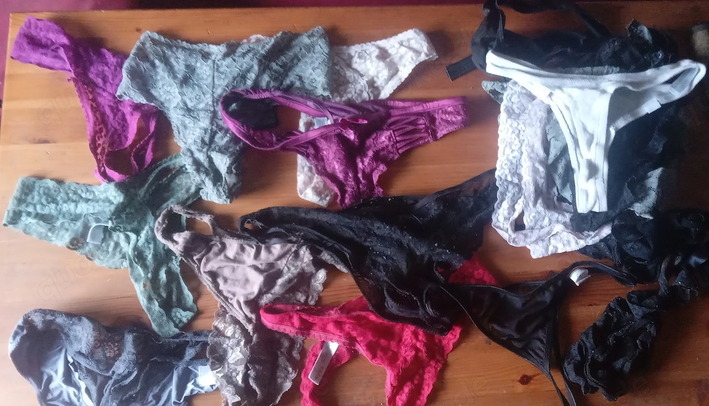 Biete an schöne Strings Gr. SX gebraucht  