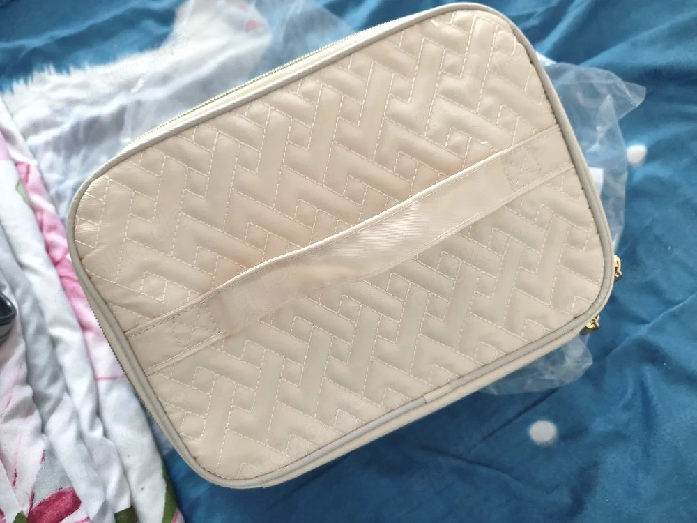 koffer klein für Kosmetik und Reisetasche 