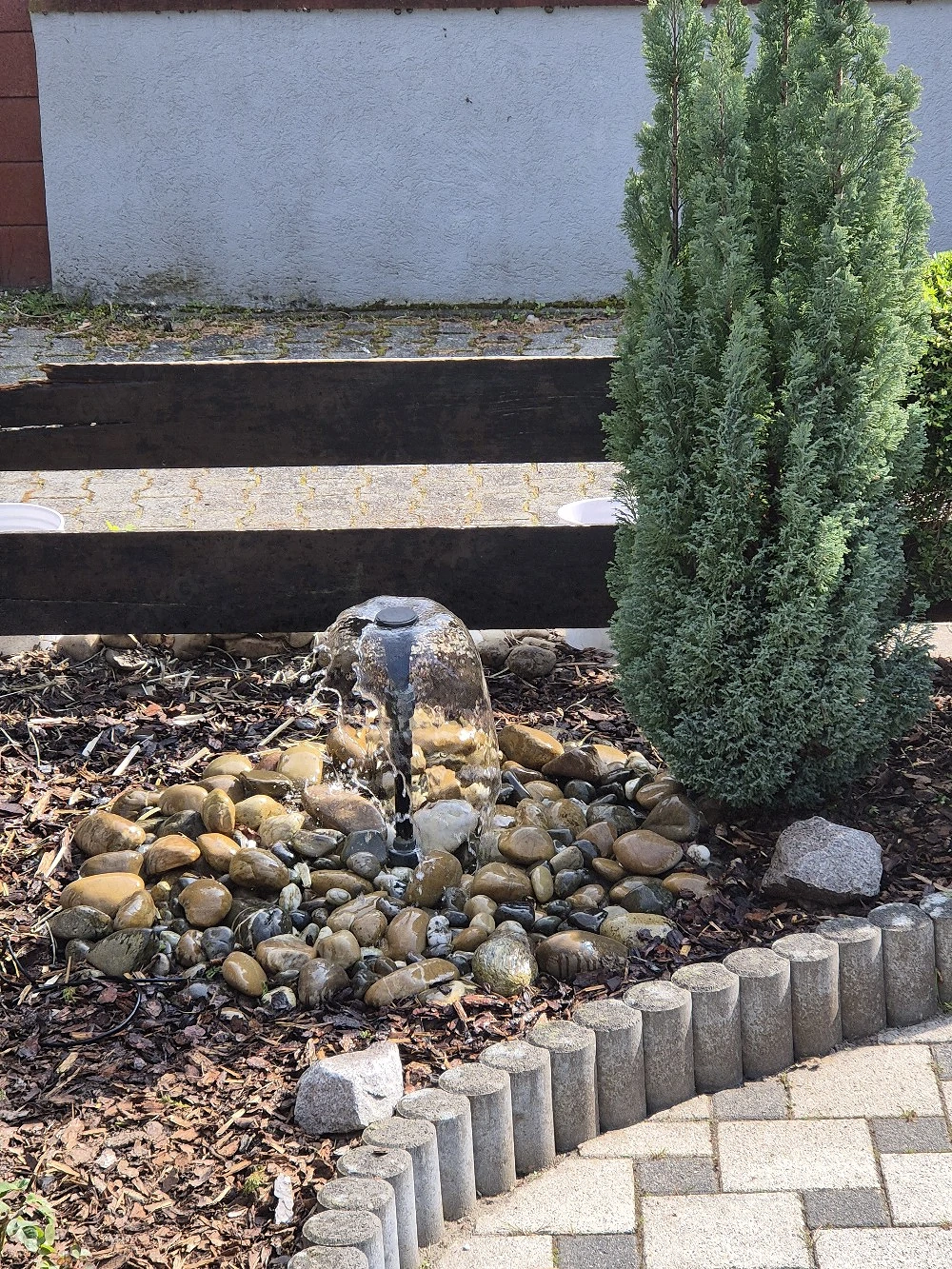 Gartenspringbrunnen