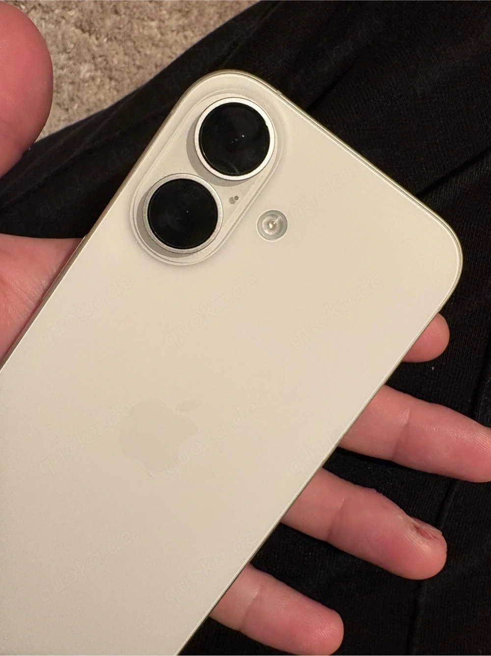 Apple Iphone 16 in Weiss