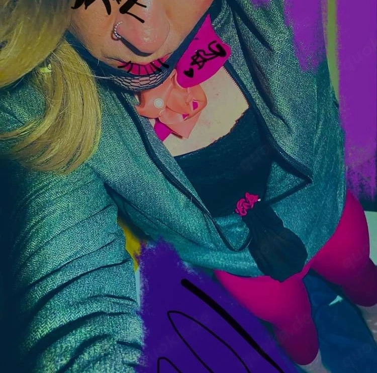Sexy Cd 34 sucht heiße Chats , Dates und große sch .