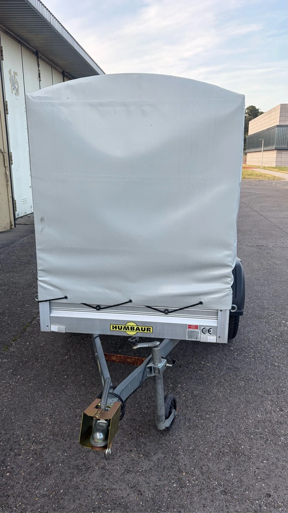 750kg Humbaur Anhänger mit Plane und Spriegel