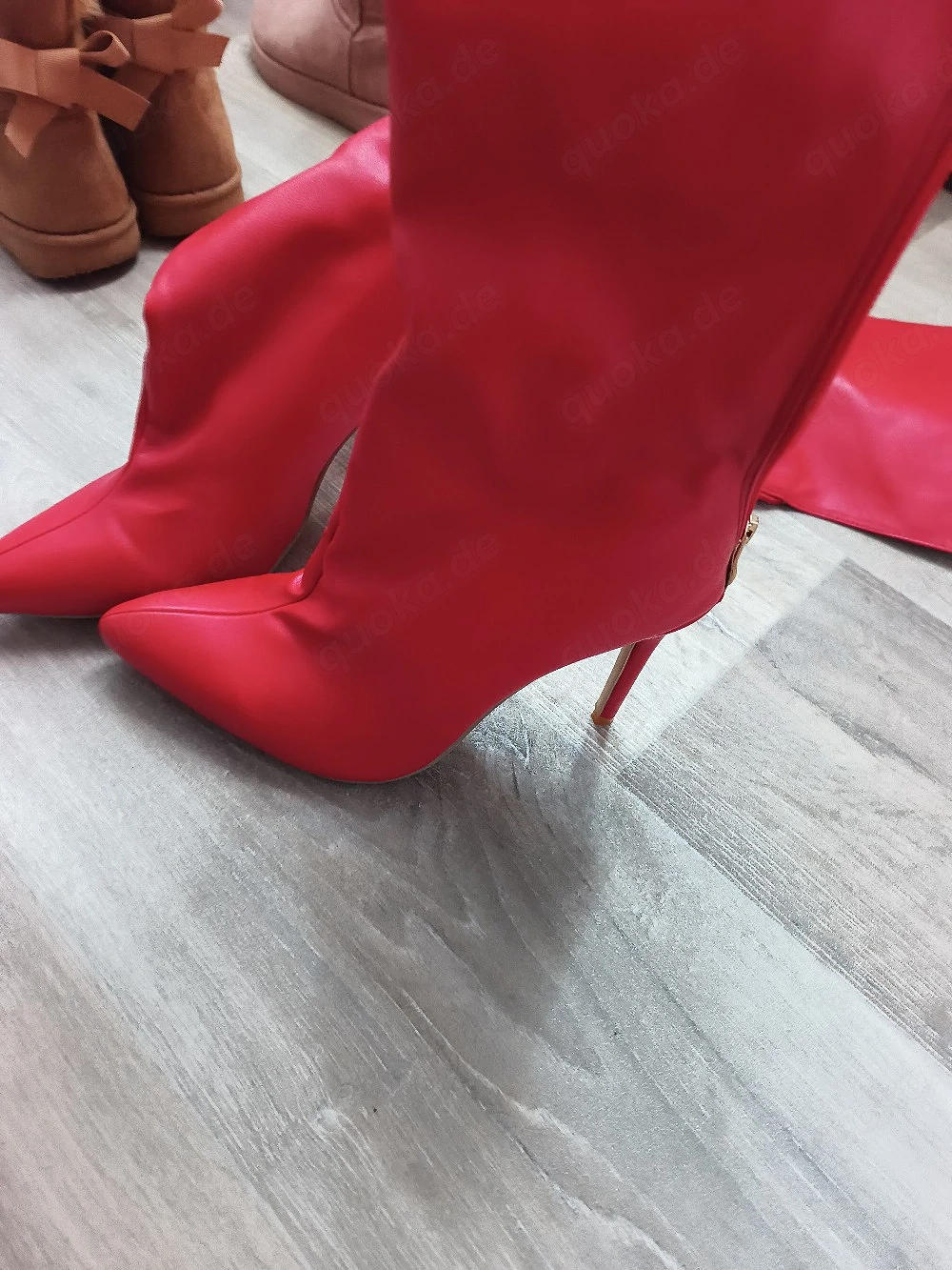 Rote Stiefel