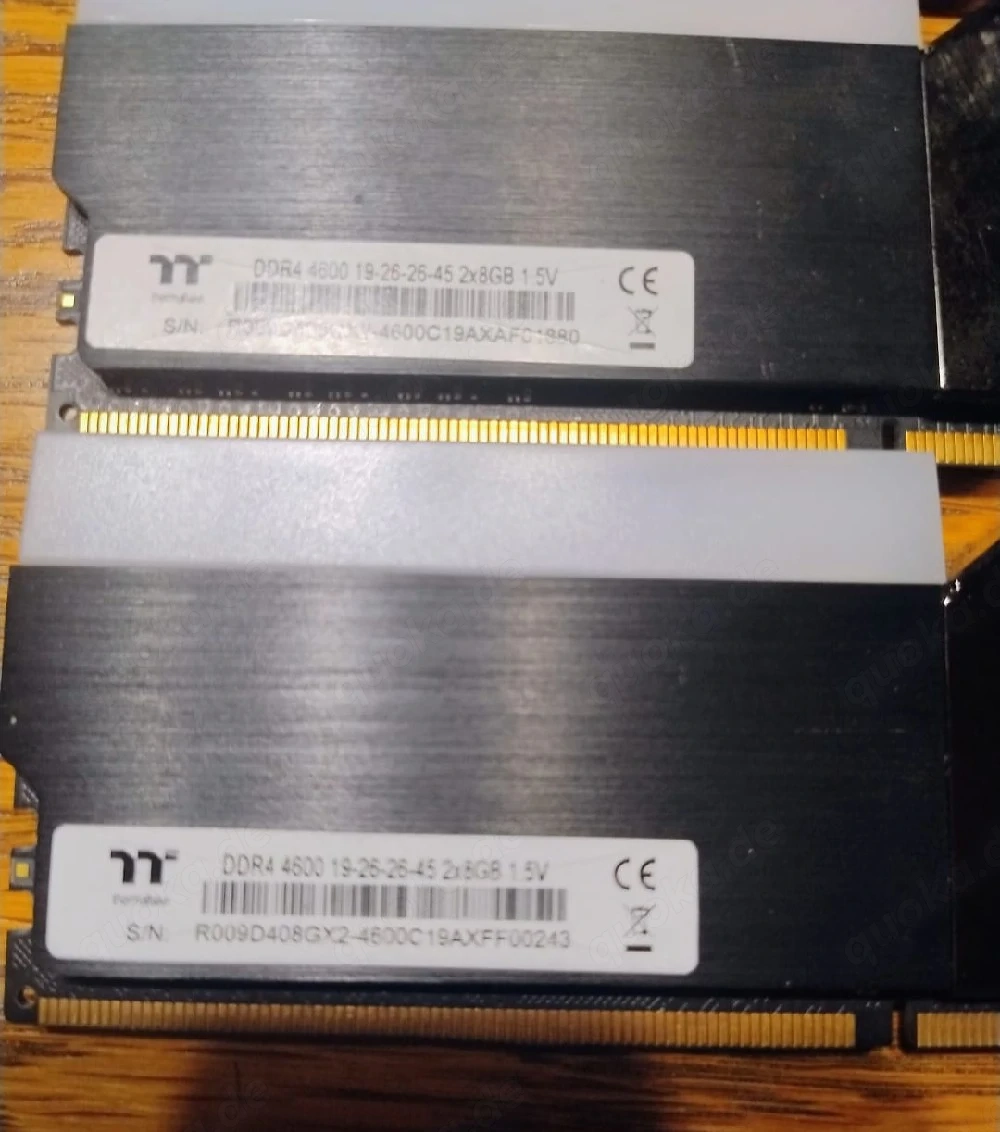 DDR4 32GB 4600MHz CL19-26-26-45 Thermaltake Toughram RGB 