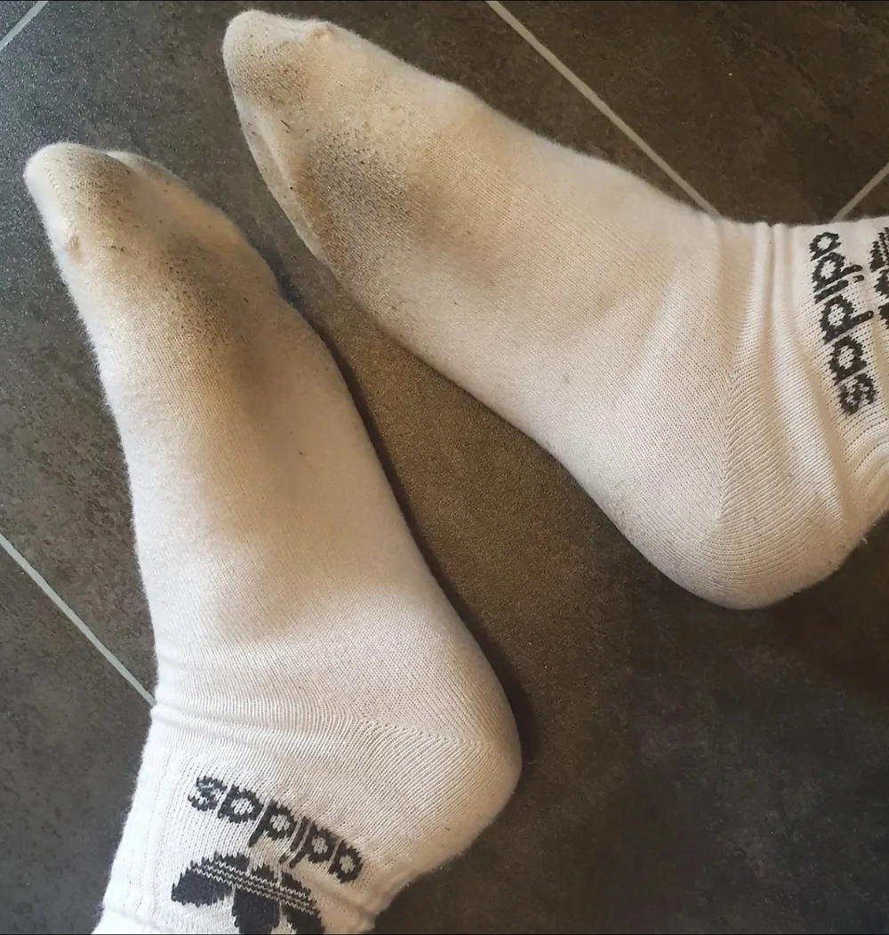 Getragene Socken zu verkaufen   diskret & schnell versendet 