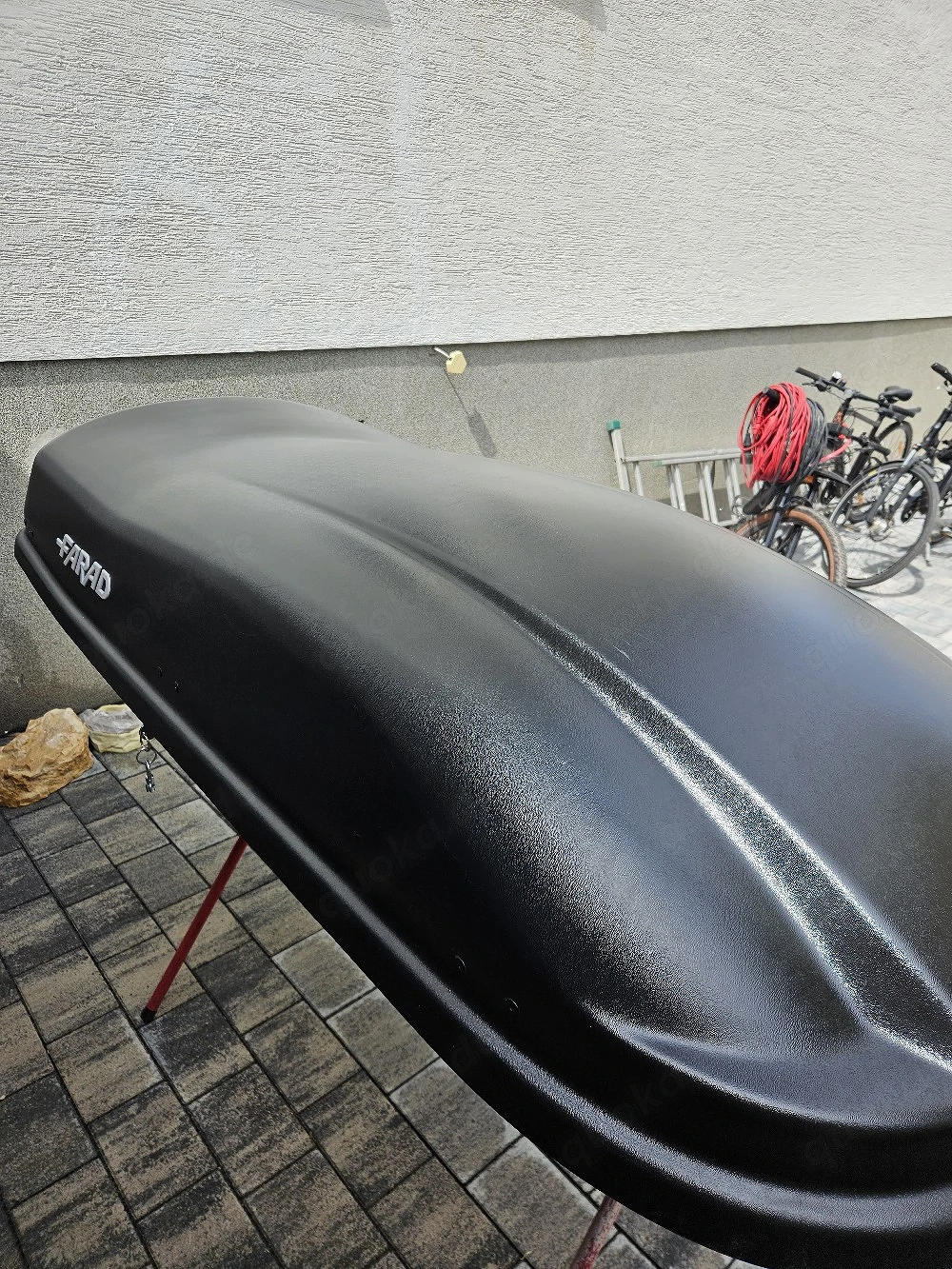 Farad Dachbox