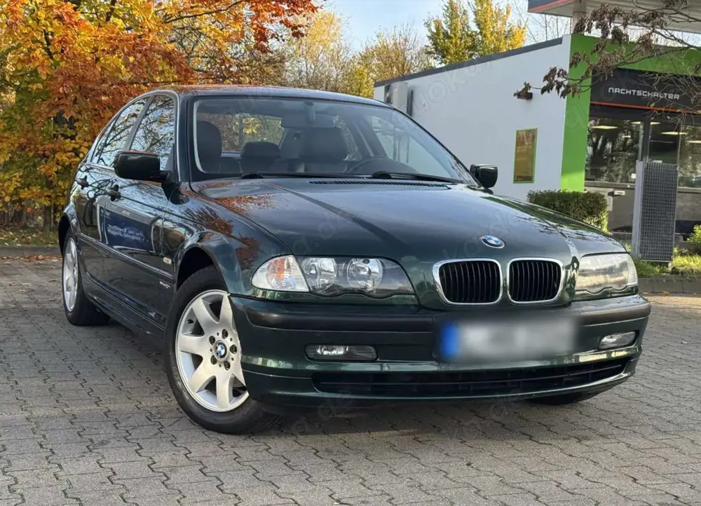 BMW 320