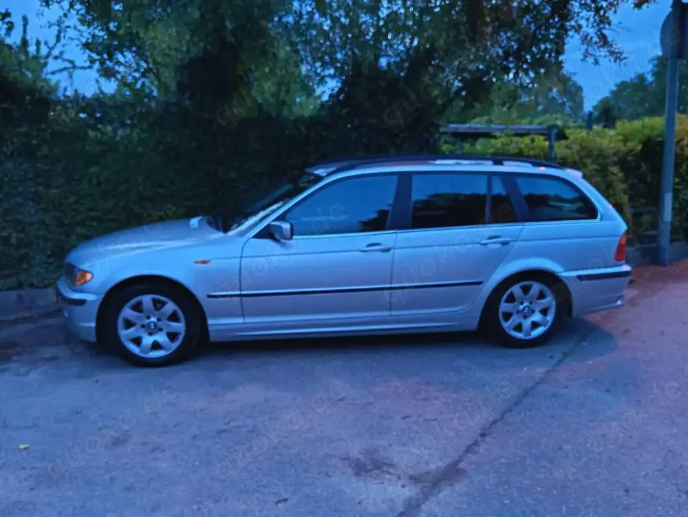 BMW 320 320i touring