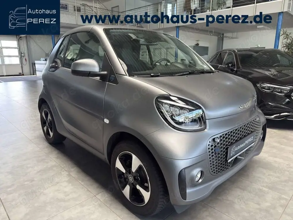 smart forTwo EQ Cabrio PASSION-WINTER-EXCLUSIVE-TEMPOMAT-AMBI