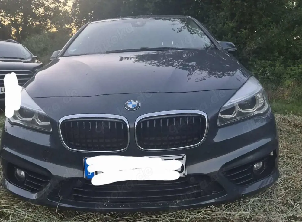 BMW 218