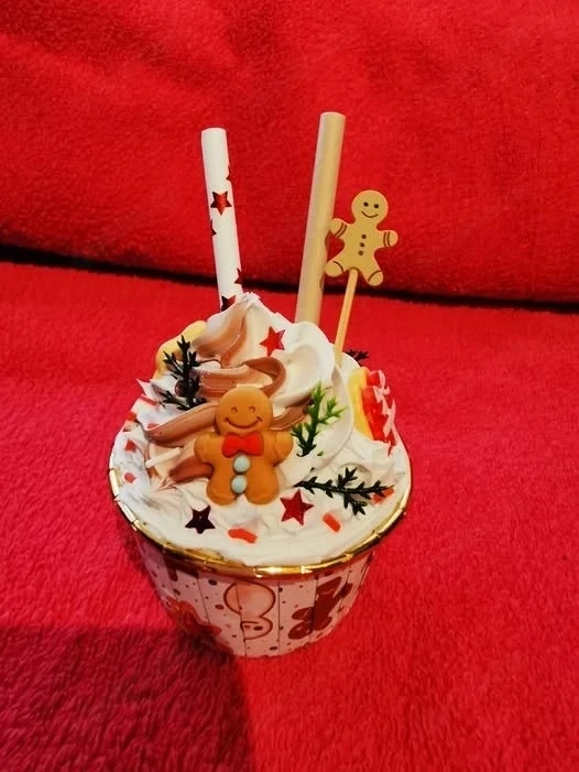 Weihnachtliche Cup Cake Deko