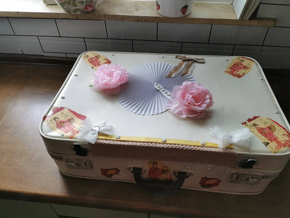 Shabby Koffer im Japan Style