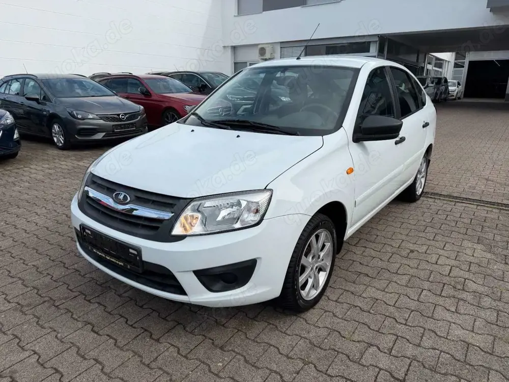 Lada Granta 1.6 16V *ERSTE HAND*BT*