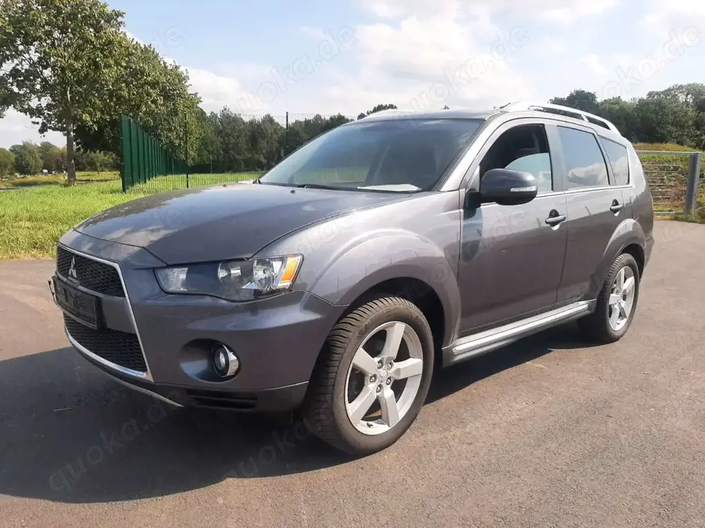 Mitsubishi Outlander 2.2 DI-D Invite 4WD TC-SST, Klima,AHZV