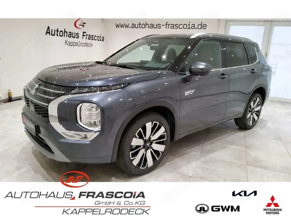 Mitsubishi Outlander Top (Luxury-Paket) 2,4 4WD Navi Leder ACC 360 grad