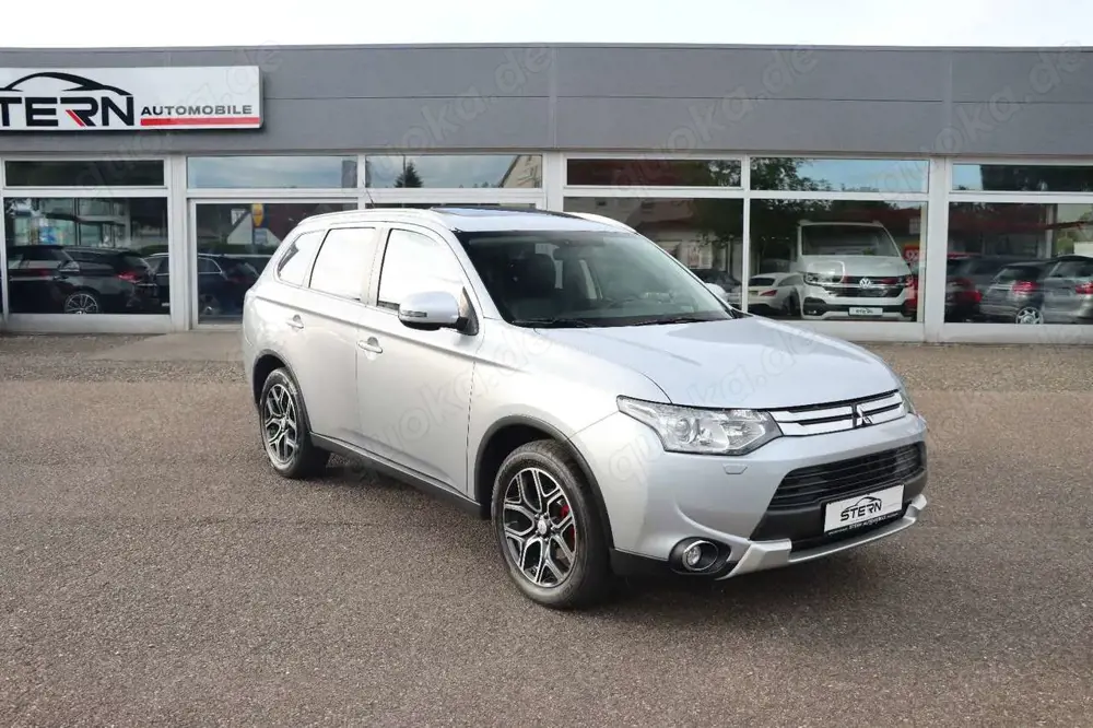 Mitsubishi Outlander ClearTec Instyle 4WD l VOLL l 7-SITZER
