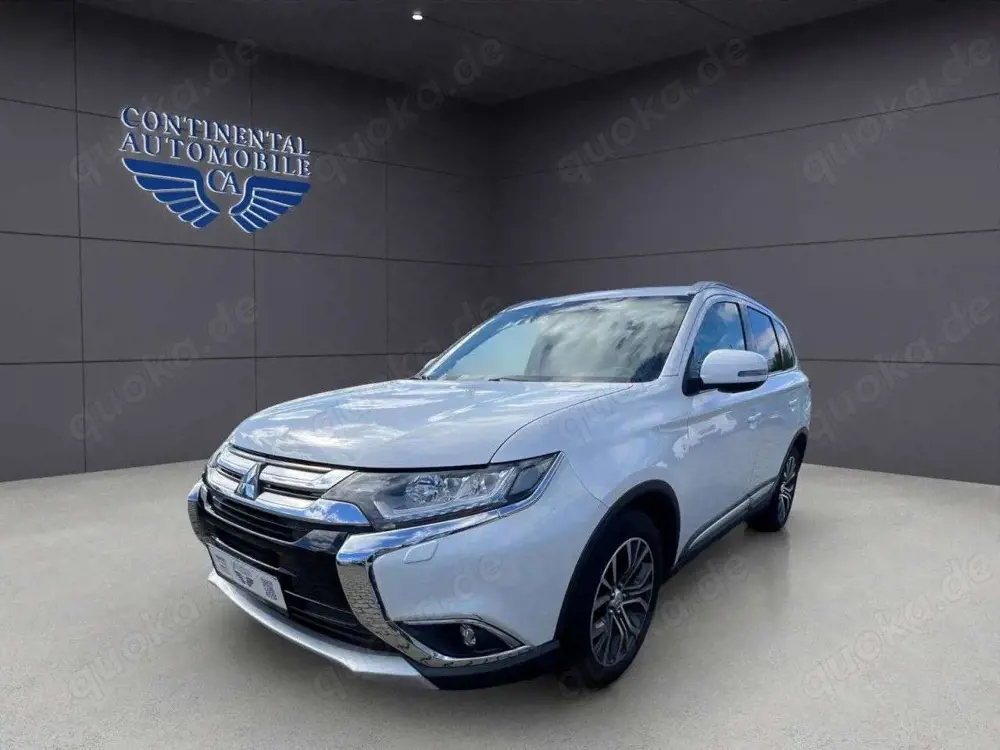 Mitsubishi Outlander 4x4 KLIMA,NAVI,PDC,360CAM,SHZ,XENON,BT