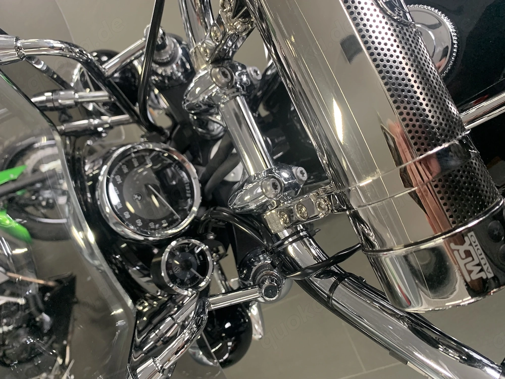 BMW R 18 First Edition Bobber Roland Sands Wunderlich Rarität