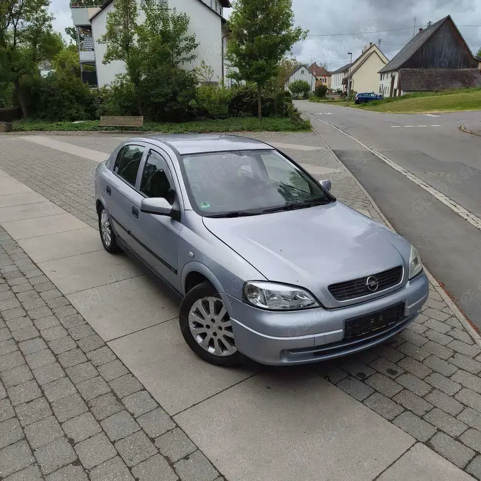 Opel Astra Benzin 1,6 Automatik | TÜV bis 07.2027