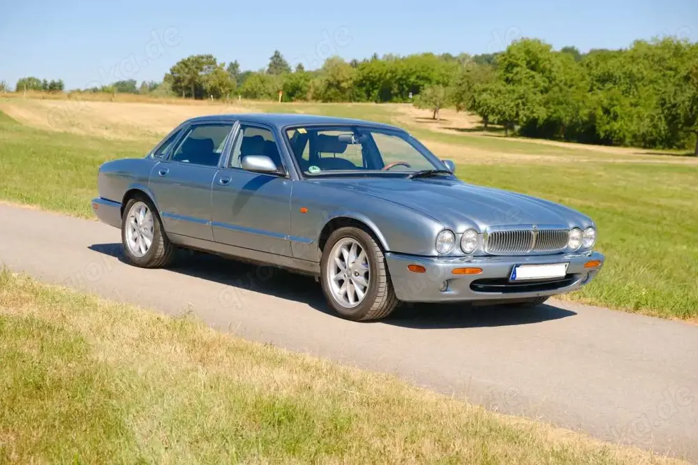 Jaguar XJ 4.0 Sovereign