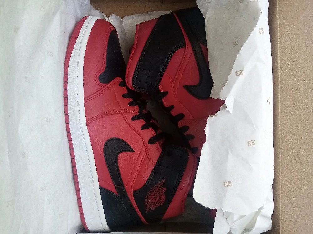 Nike Air Jordan 1 MID Schuhe Größe 43