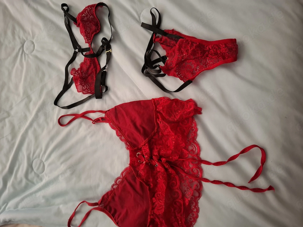 Verkaufe tolle dessous Größe s bis l 
