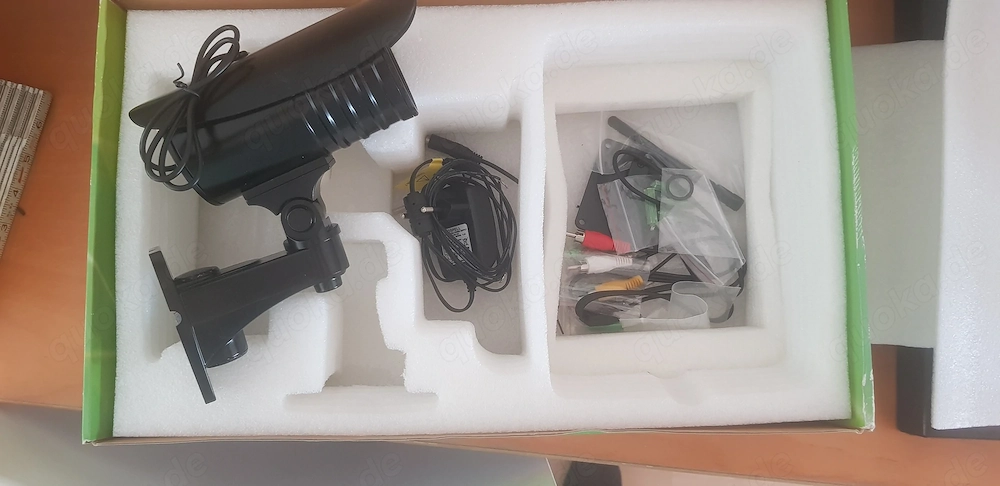 Überwachungskamera ungebraucht im Originalkarton günstig abzugeben. 