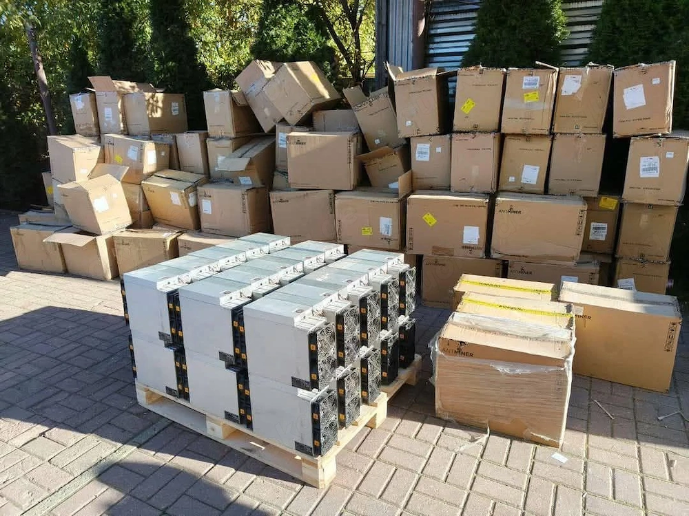   Antminer S19k Pro 120T  Auf Lager | Mengenrabatte möglich 