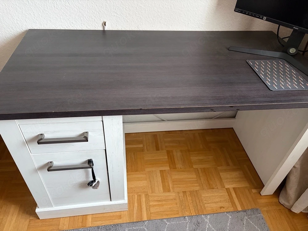 Schreibtisch in Holzoptik (Dunkelbraun   Weiß)