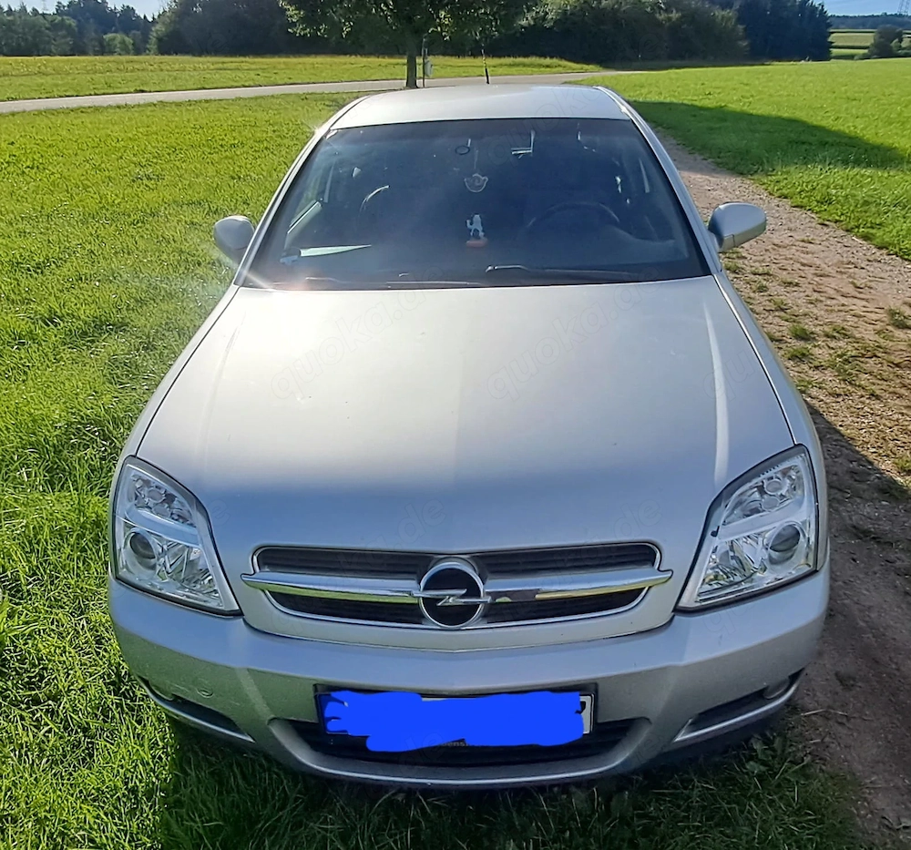 Opel Vectra  dringend wegen Platzmangel zu verkaufen  super Zustand für sein Alter 