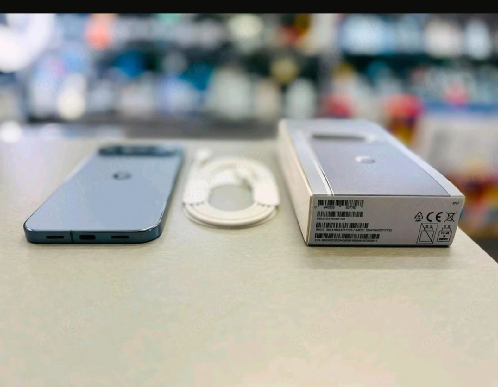 Google Pixel 10 Pro XL 5G 256 Go - 16 Go, comme neuf, en parfait état...