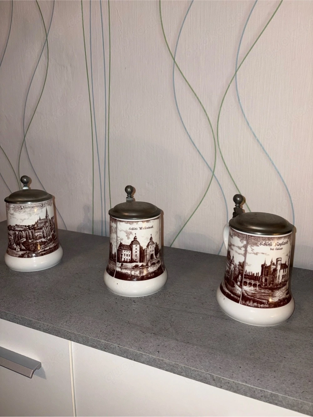 3 HANNEN ALT Bierkrüge mit Zinndeckel - Porzellan - Sammler
