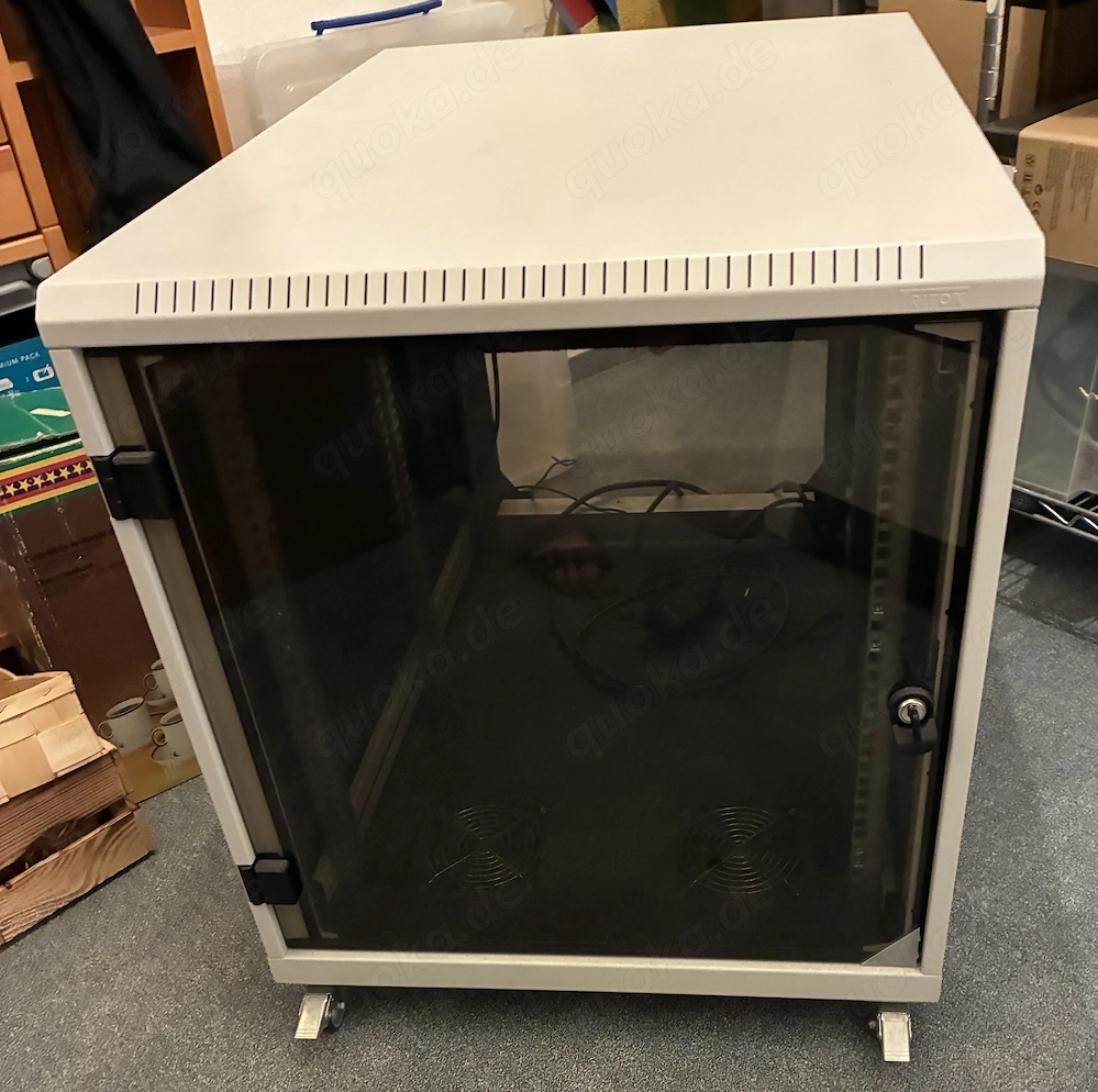 19" Silent Rack Schrank (leicht defekt)