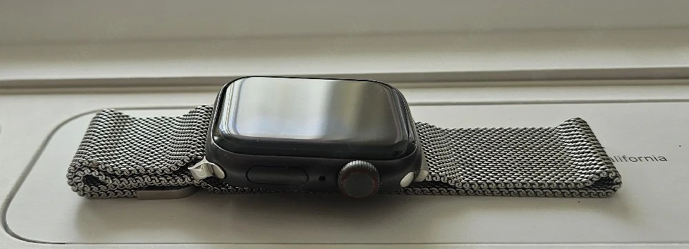 Apple Watch SE 40mm space gray Al CEL - neuw.