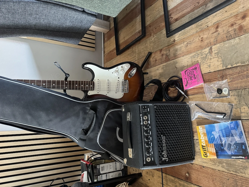 squier by fender bullet strat s n CY03050609 inkl.Verstärker uvm.