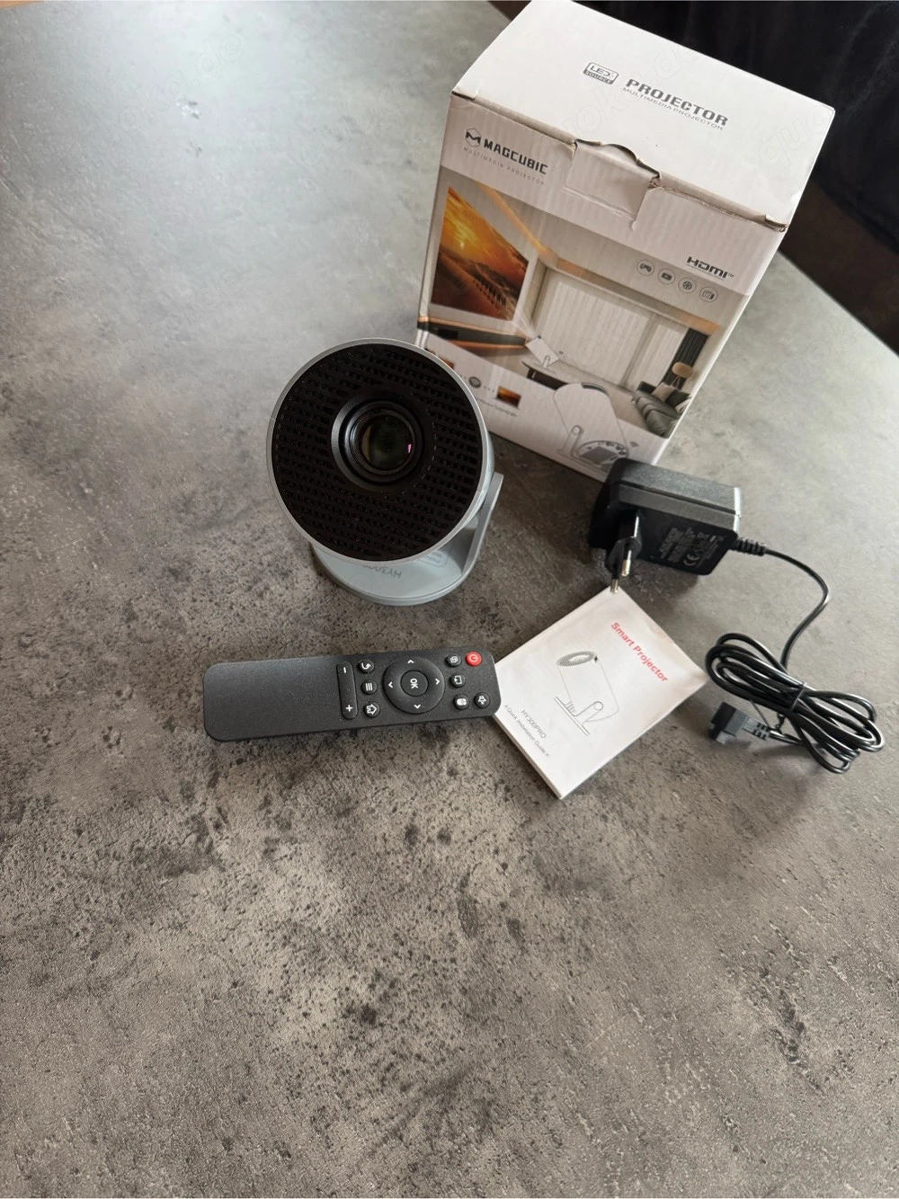 Magicubic LED Beamer mit Fernbedienung