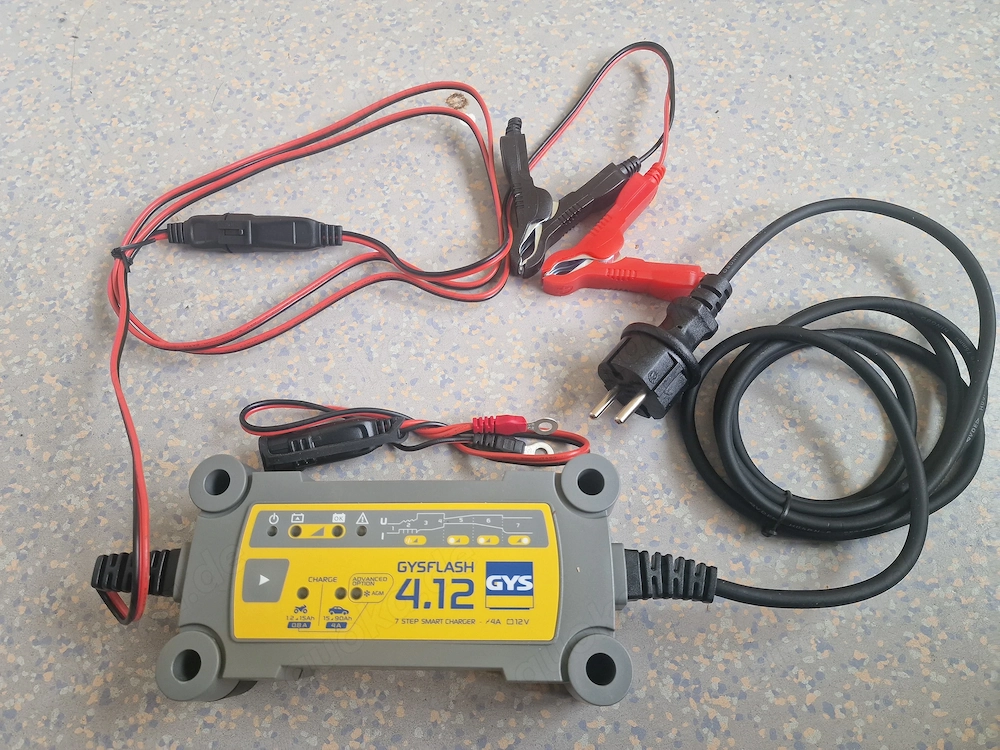 GYSFLASH 4.12   Smart Charger 4A   12V