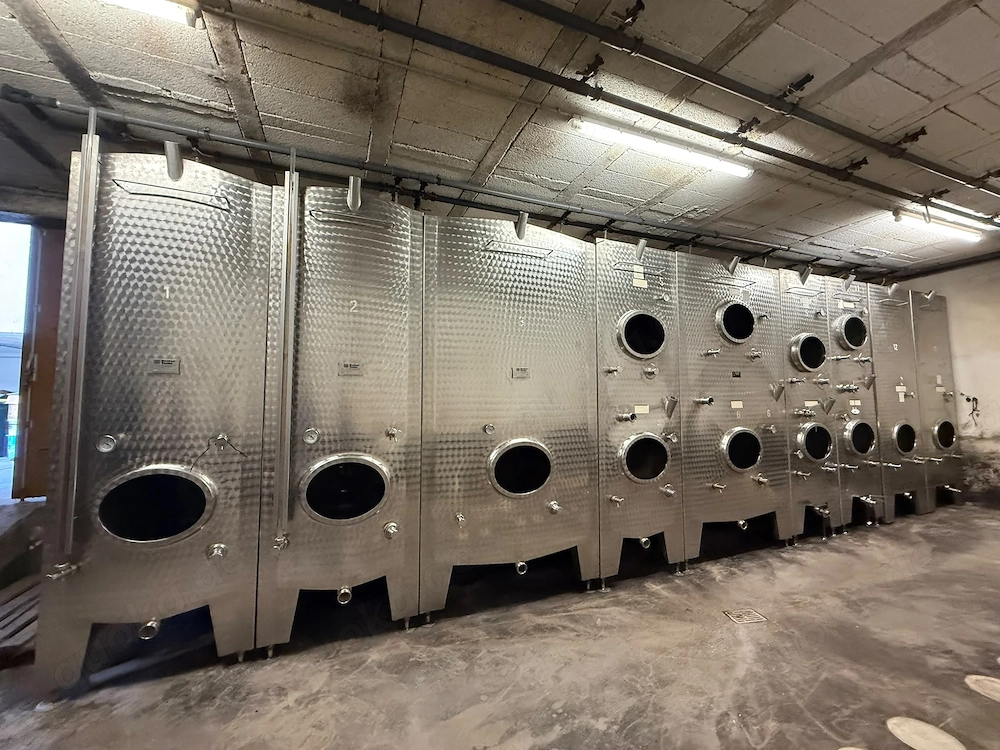 Weintanks Edelstahl bis 30000 Liter