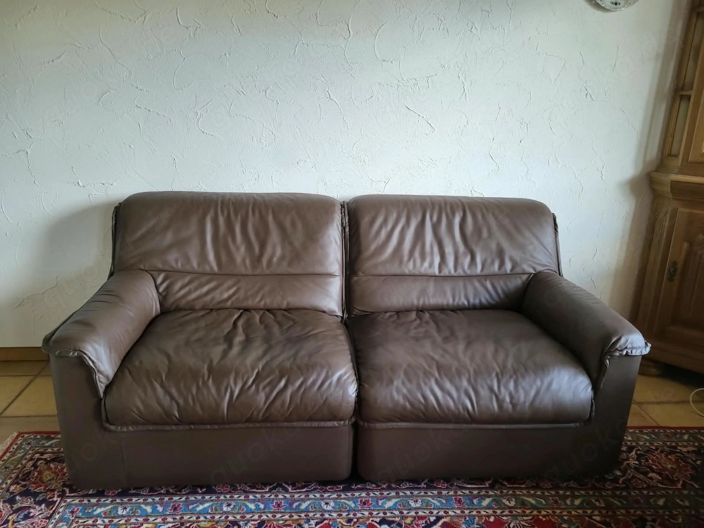 Rarität! 2 x Hochwertiges 2-Sitzer Sofa Leder Couch echt Büffelleder, zerlegbar. TOP Zustand!