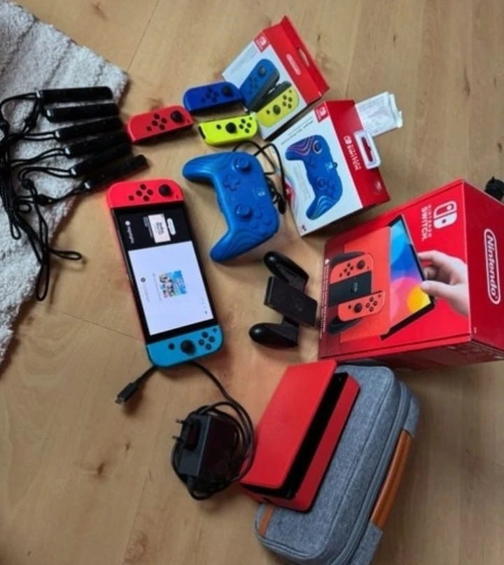 Nintendo Switch Oled mit zubehör und spiele 