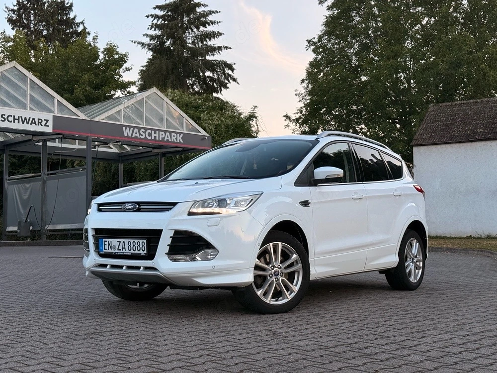 Top gepflegter Ford Kuga 2016 aus 3. Hand in Bestzustand! TÜV NEU
