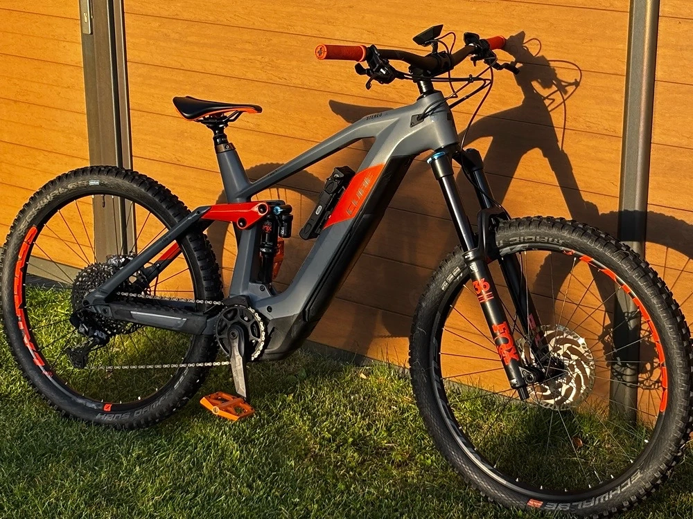 CUBE Stereo Hybrid 160 HPC TM 625   27.5    2020   gepflegt   2.396 km