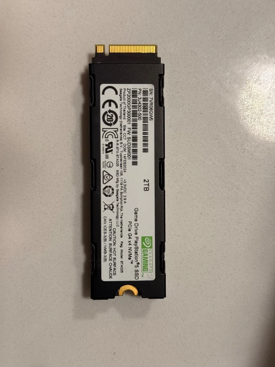 PS5 Pro (Digital Edition) + SSD   4 TB Speicherplatz