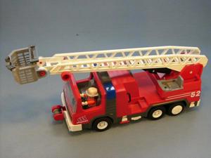 Playmobil Feuerwehr LKW #3879 neuwertig Bild 3