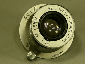 Leica Elmar 3,5-50mm im Neuzustand