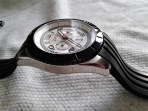 Esprit Herrenchronograph . Bild 4